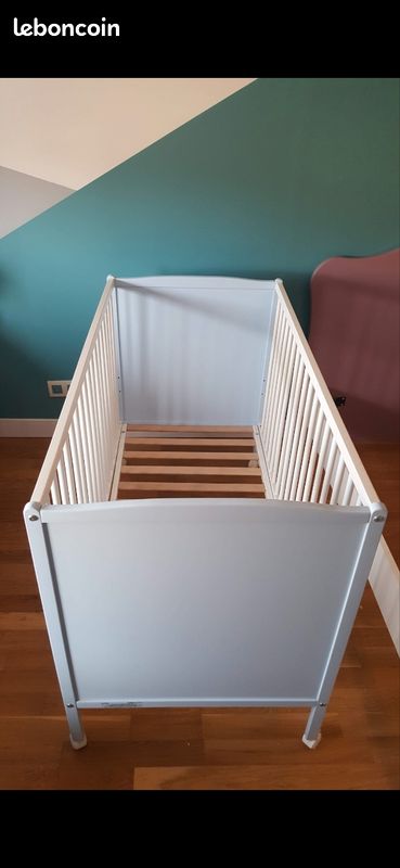 Lit bébé (image 1)