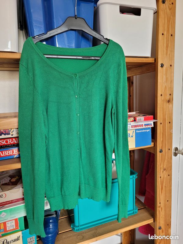 2 gilets ( vert et blanc) T 38 (image 6)