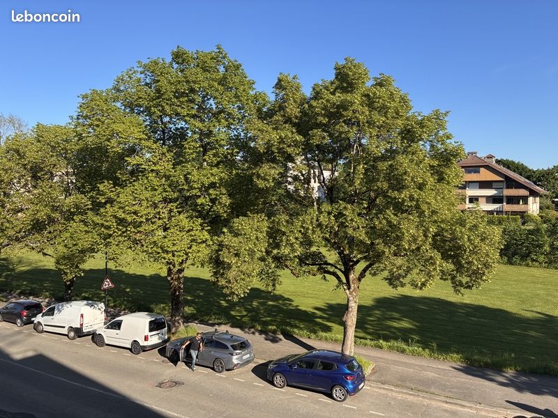 Parking 41 m² · à Annecy · 41 m² · 1 420 €/mois