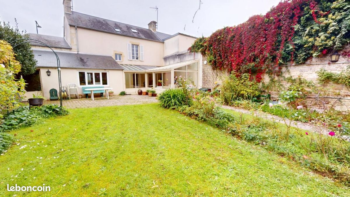Maison 6 pièces 148 m² · à Bayeux · 148 m² · 336 000 €