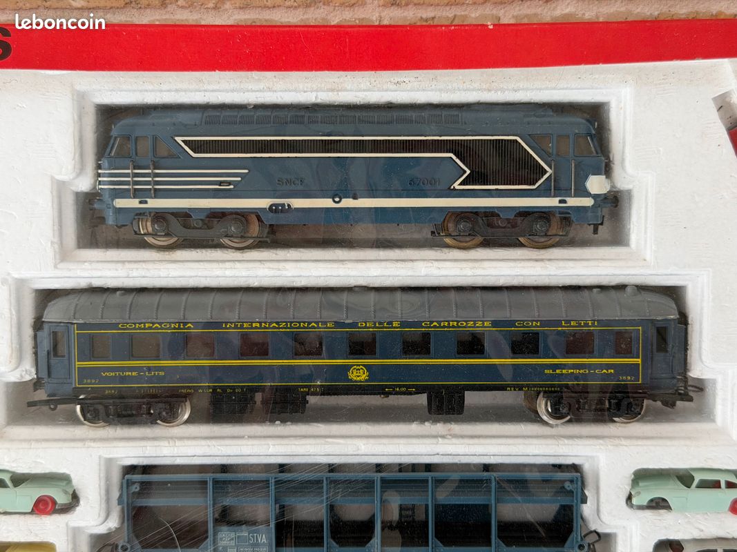 Train Jouef Vintage N°7603 Avec Wagons Transport De Voitures (Simca 1500, 2CV, DS...) Années 70, Avec Un Wagon Cadeau En Plus ! Un Must Pour Les Collectionneurs.