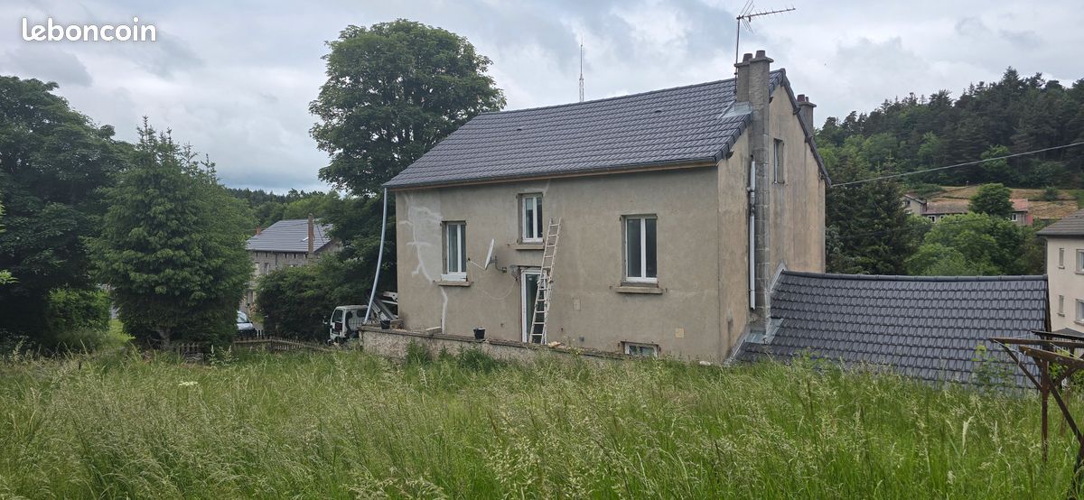 Maison 8 pièces 180 m² · à Mazet-Saint-Voy · 180 m² · 179 000 €