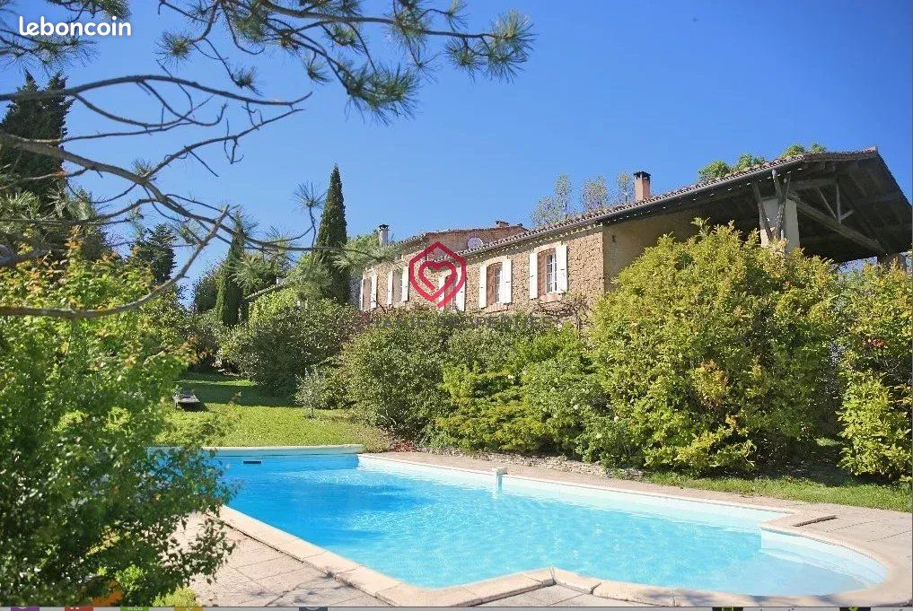 Maison 20 pièces 567 m² · à Castelnaudary · 567 m² · 695 000 €