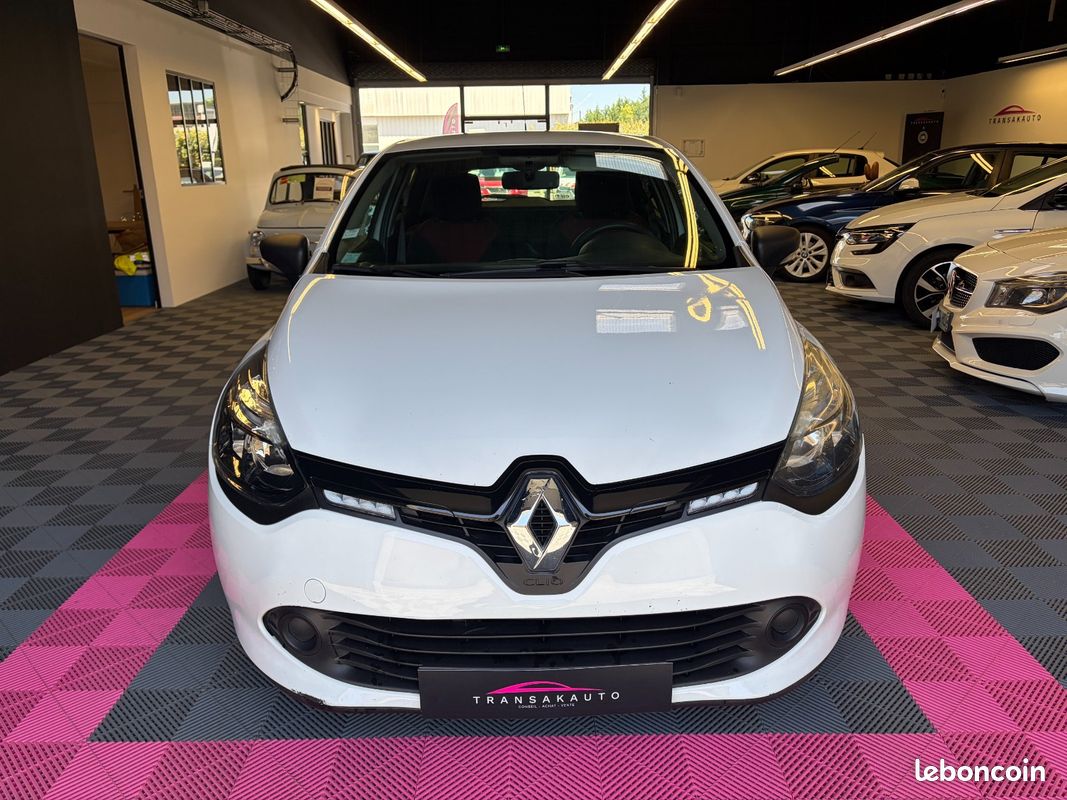 RENAULT CLIO IV SOCIETE 1.5 dCi 75 CV ENERGY + CLIMATISATION + BLUETOOTH + RÉGULATEUR ET LIMITEUR DE VITESSE (image 8)