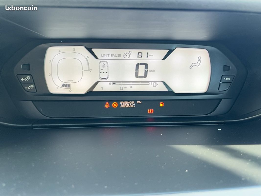 Citroën C4 Picasso (2) 110 CH BVM6 Live (image 14)