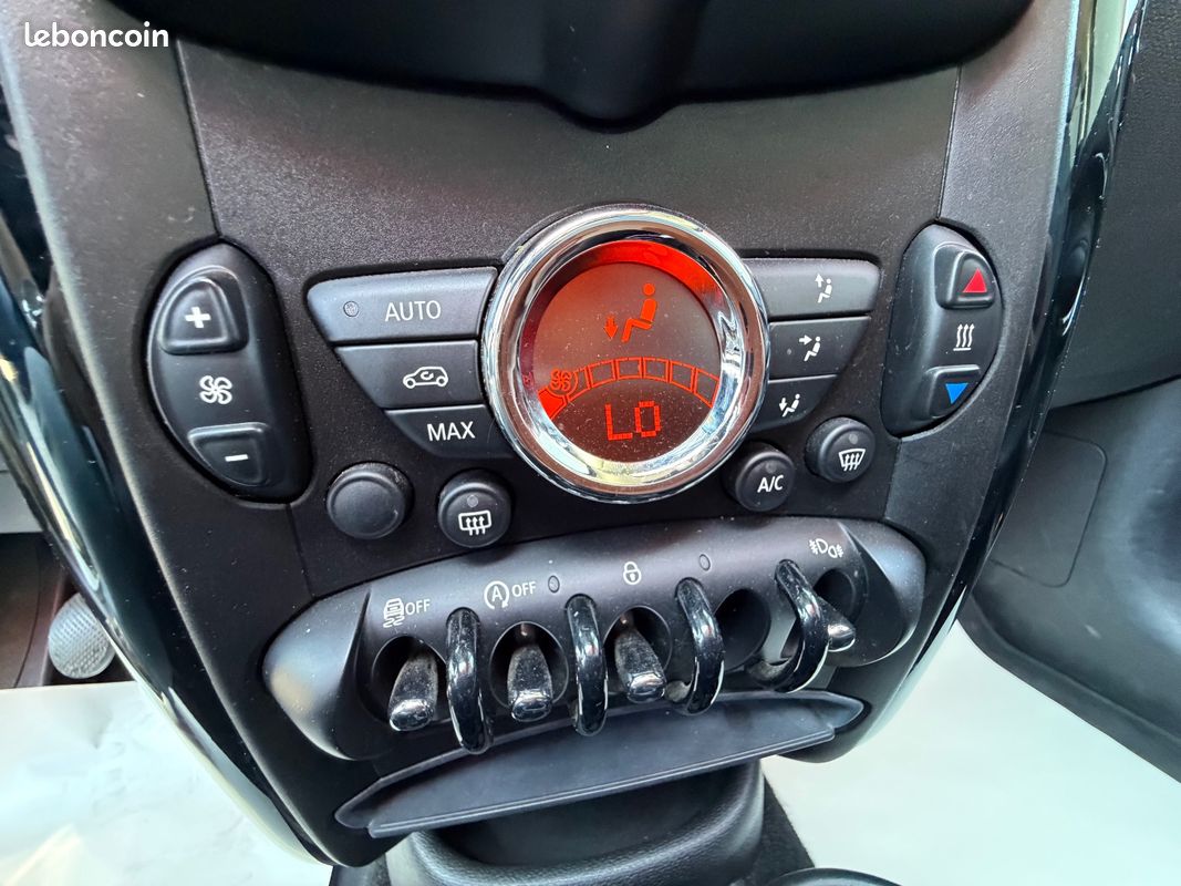 MINI PACEMAN R61 112 ch Cooper D Pack Chili (image 30)