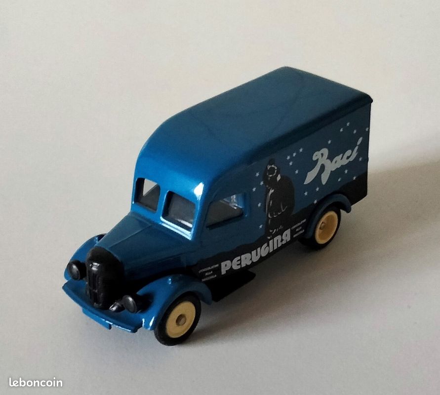 Camion d'antan miniature échelle 1:64 "Camionnette Reo delivery Baci" (image 3)