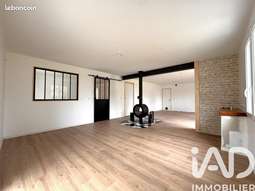 Maison 7 pièces 162 m² · à Mervent · 162 m² · 179 900 €