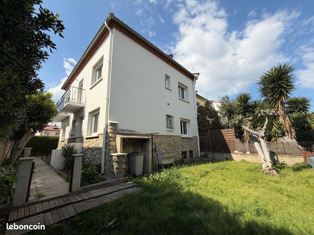 Maison 6 pièces 132 m² · à Perpignan · 132 m² · 220 000 €
