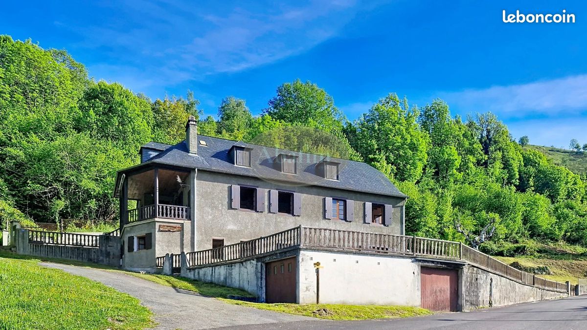 Appartement 11 pièces 153 m² · à Argelès-Gazost · 153 m² · 373 000 €