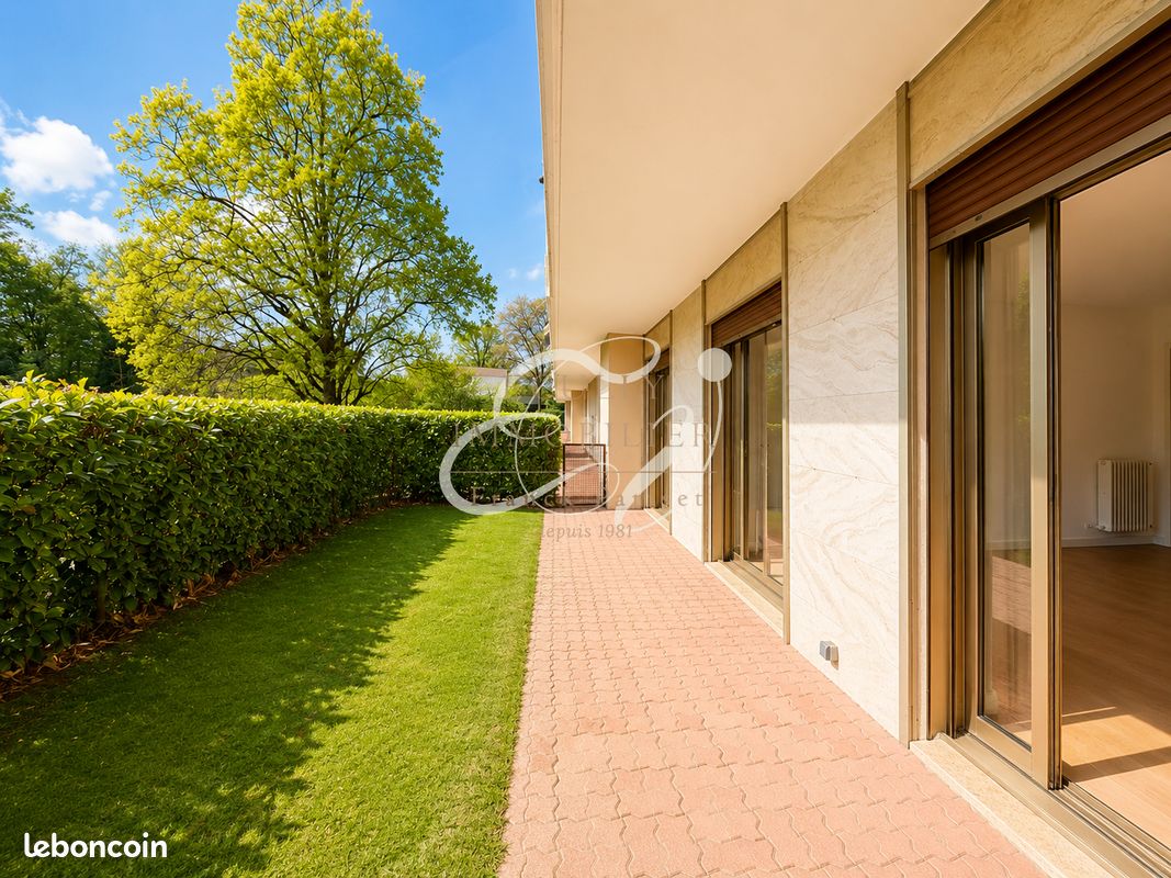 Appartement 4 pièces 100 m² · à Écully · 100 m² · 330 000 €