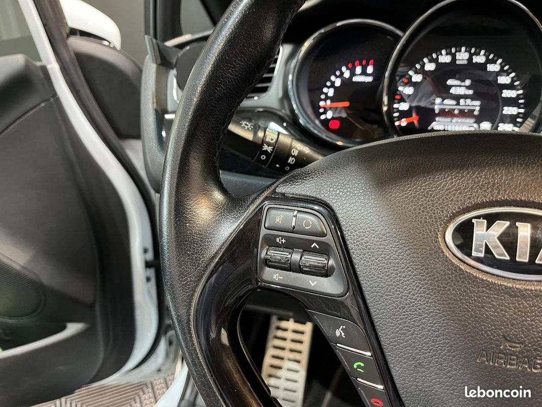 KIA PROCEED Pro Ceed 1.6 COUPE SPORT - TOIT OUVRANT - CAMÉRA DE RECUL (image 14)