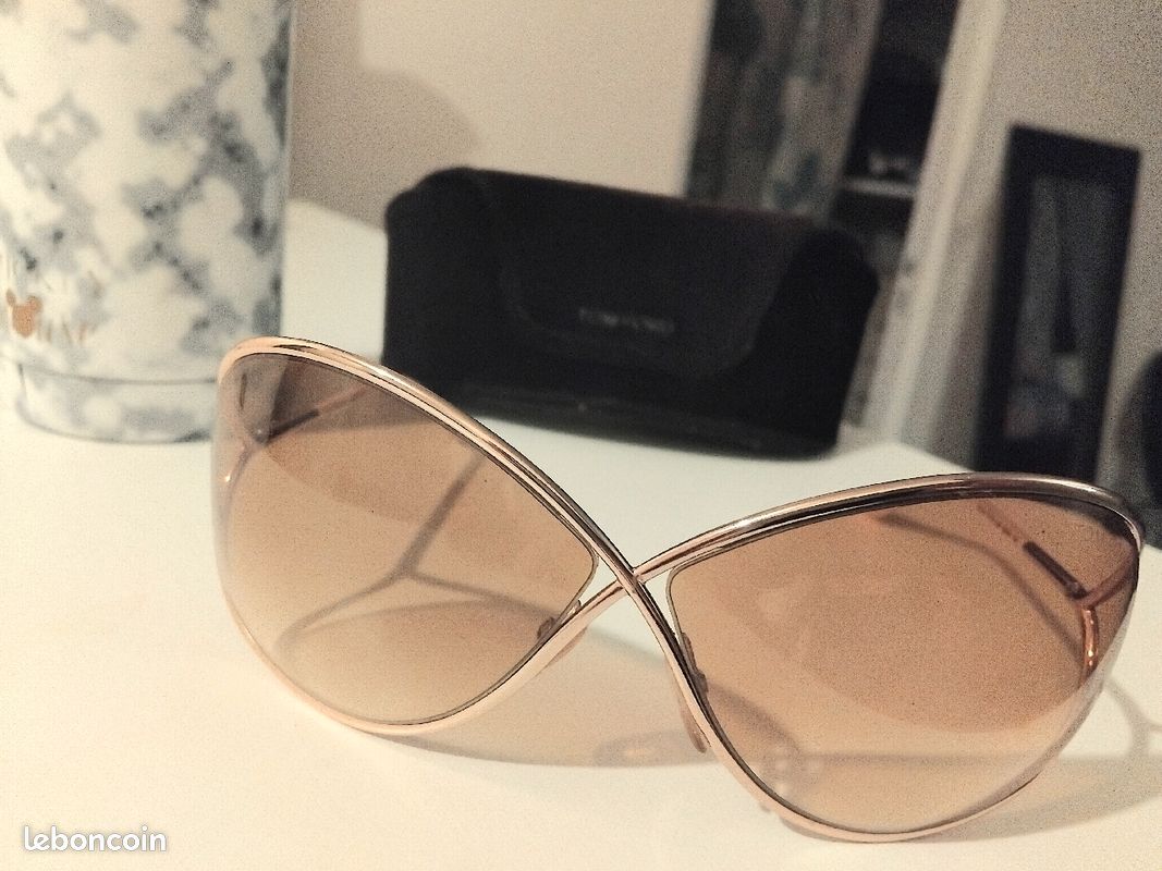 Lunette de soleil tom ford (image 1)