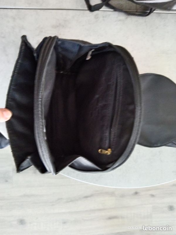 Sac à main noir (image 2)