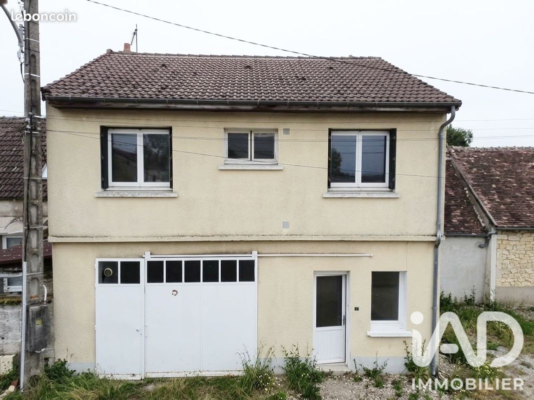 Maison 3 pièces 76 m² · à Oulches · 76 m² · 24 500 €