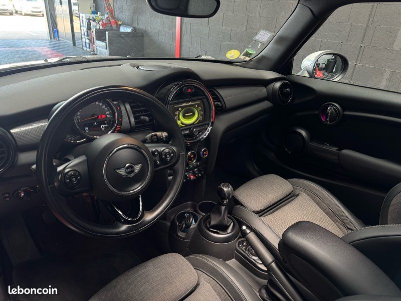 MINI COOPER F56 1.5 d 116ch PACK CHILI / TOIT OUVRANT / EMBRAYAGE NEUF (image 5)