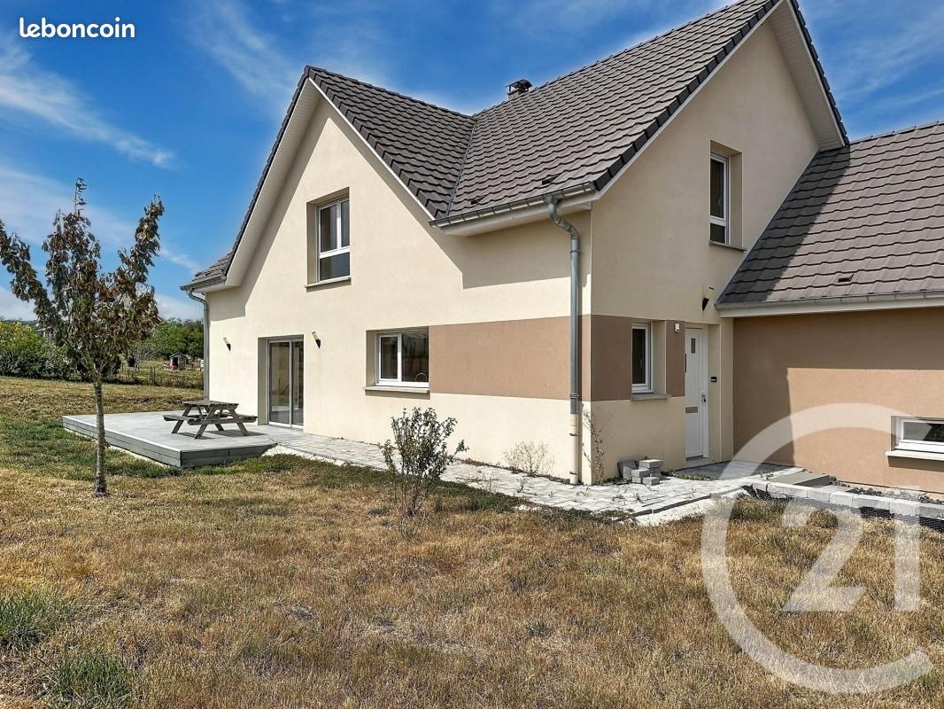 Maison 8 pièces 181 m² · à Mandrevillars · 181 m² · 442 000 €