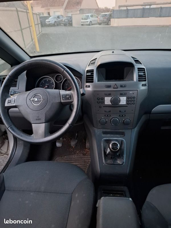 Vends opel zafira (image 3)