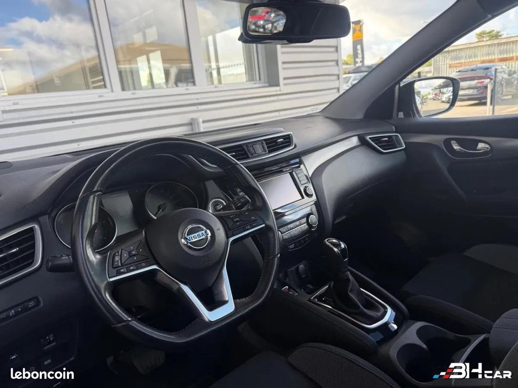 Nissan Qashqai GENERATION-II 1.6 DCI 130 N-CONNECTA 2WD X-TRONIC Caméra de recul- (image 9)