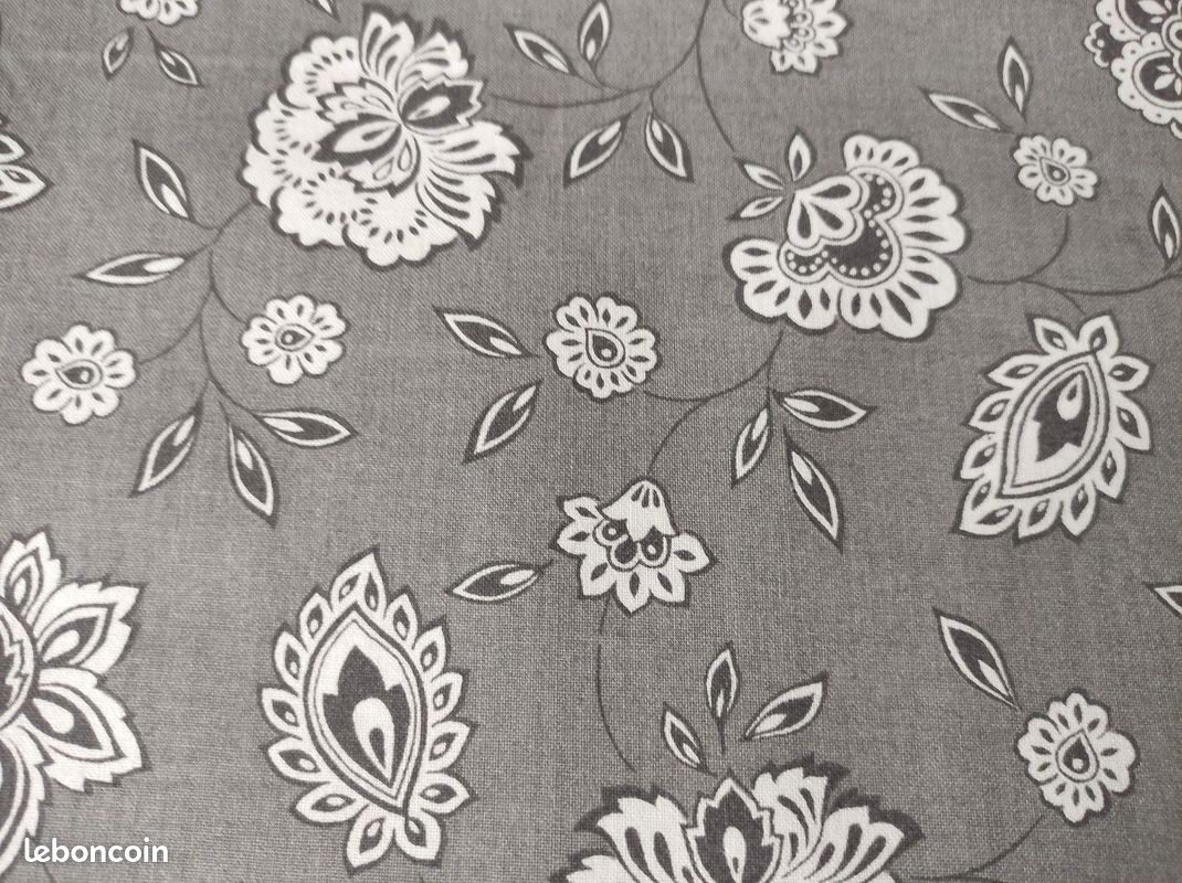Lot de 2 coupons de tissu provençal (image 3)