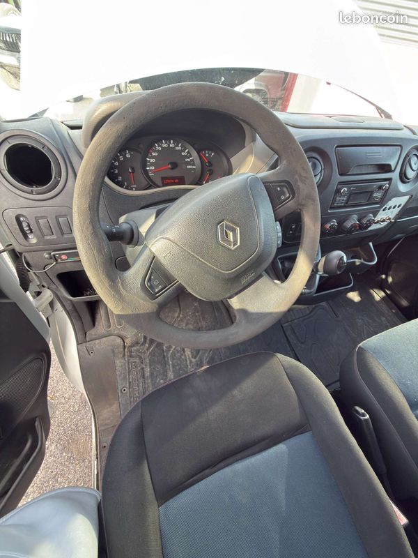 Renault master avec nacelle 2013 (image 3)