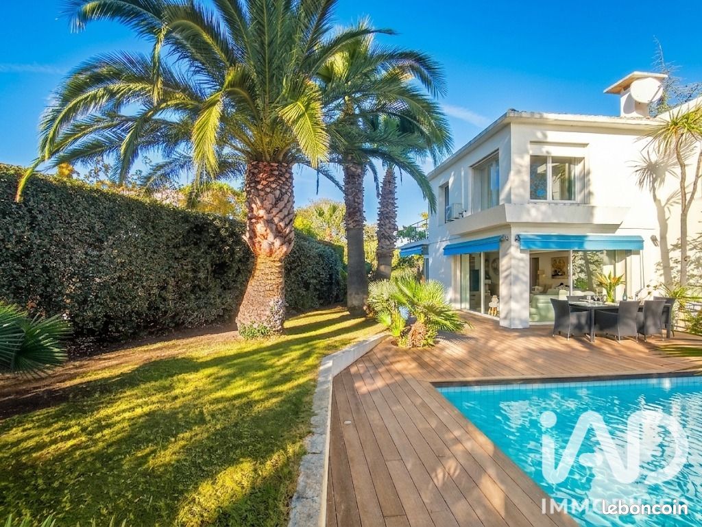 Maison 7 pièces 150 m² · à Saint-Raphaël · 150 m² · 1 050 000 €
