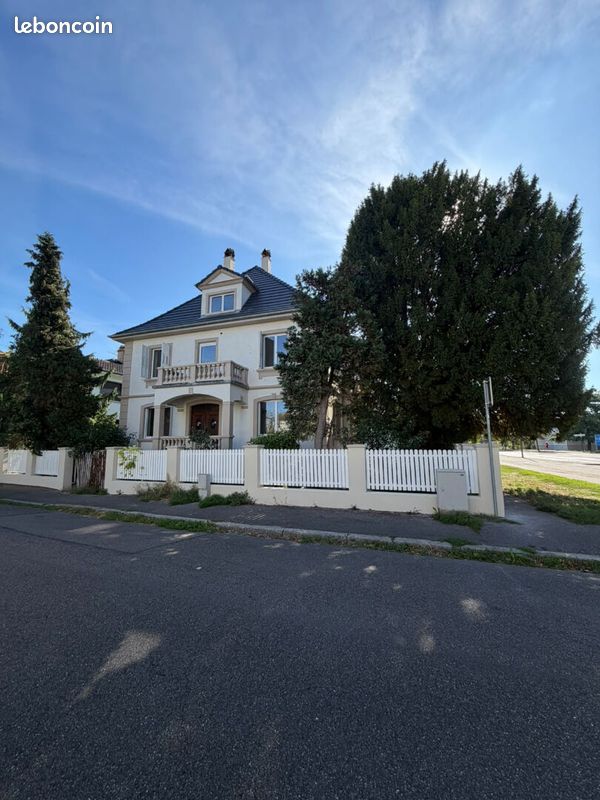 Maison 10 pièces 202 m² · à Strasbourg · 202 m² · 1 299 000 €