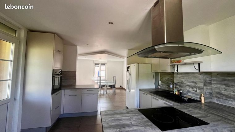 Appartement 3 pièces 102 m²