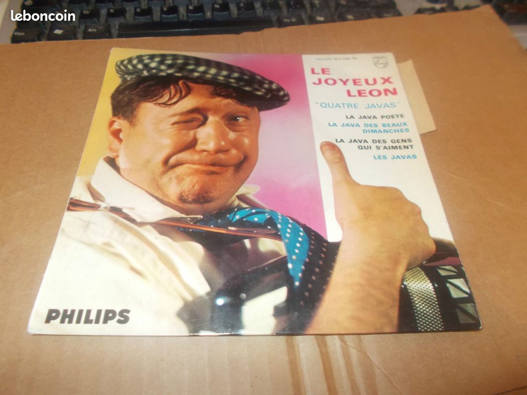 EP LE JOYEUX LEON ET SON ACCORDEON 45 tours (image 1)