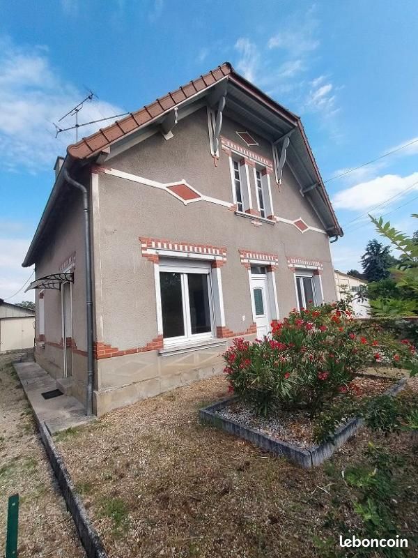 Maison 3 pièces 70 m² · à Noyers-sur-Cher · 70 m² · 640 €