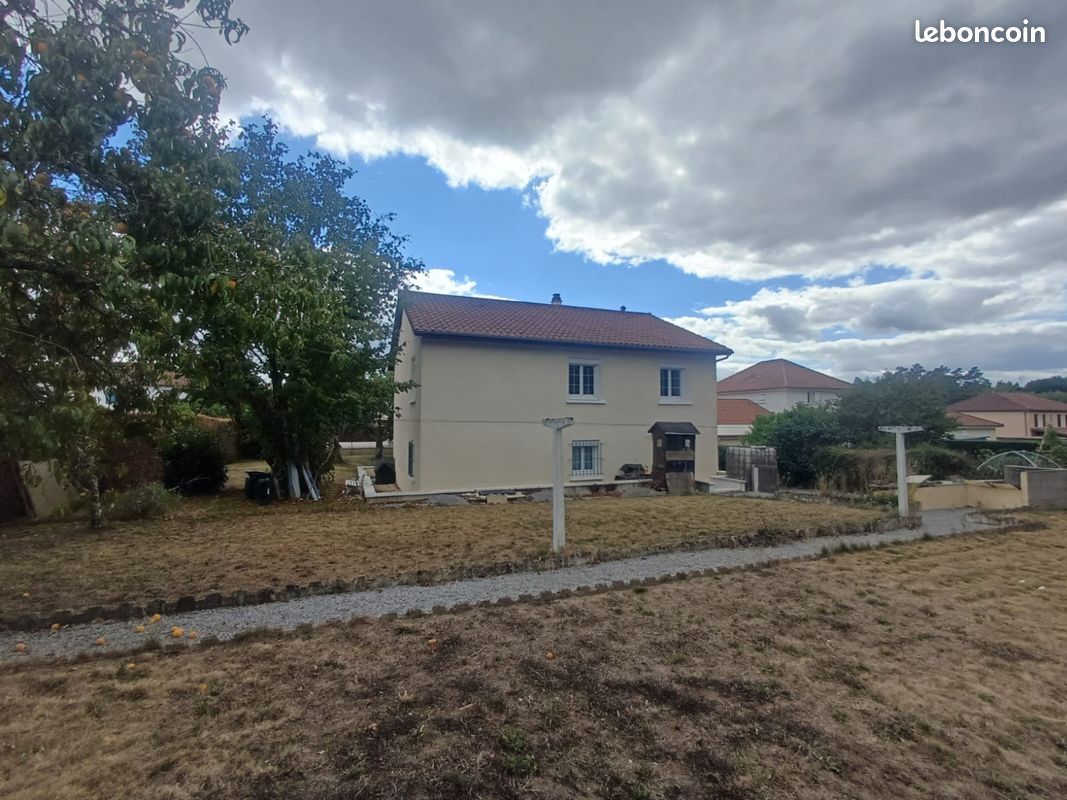 Maison 5 pièces 95 m² · à Saint-Priest-Taurion · 95 m² · 170 000 €