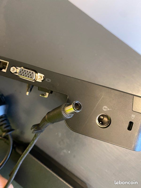 Station d’accueil HP, charge et connecte plusieurs devices (image 6)