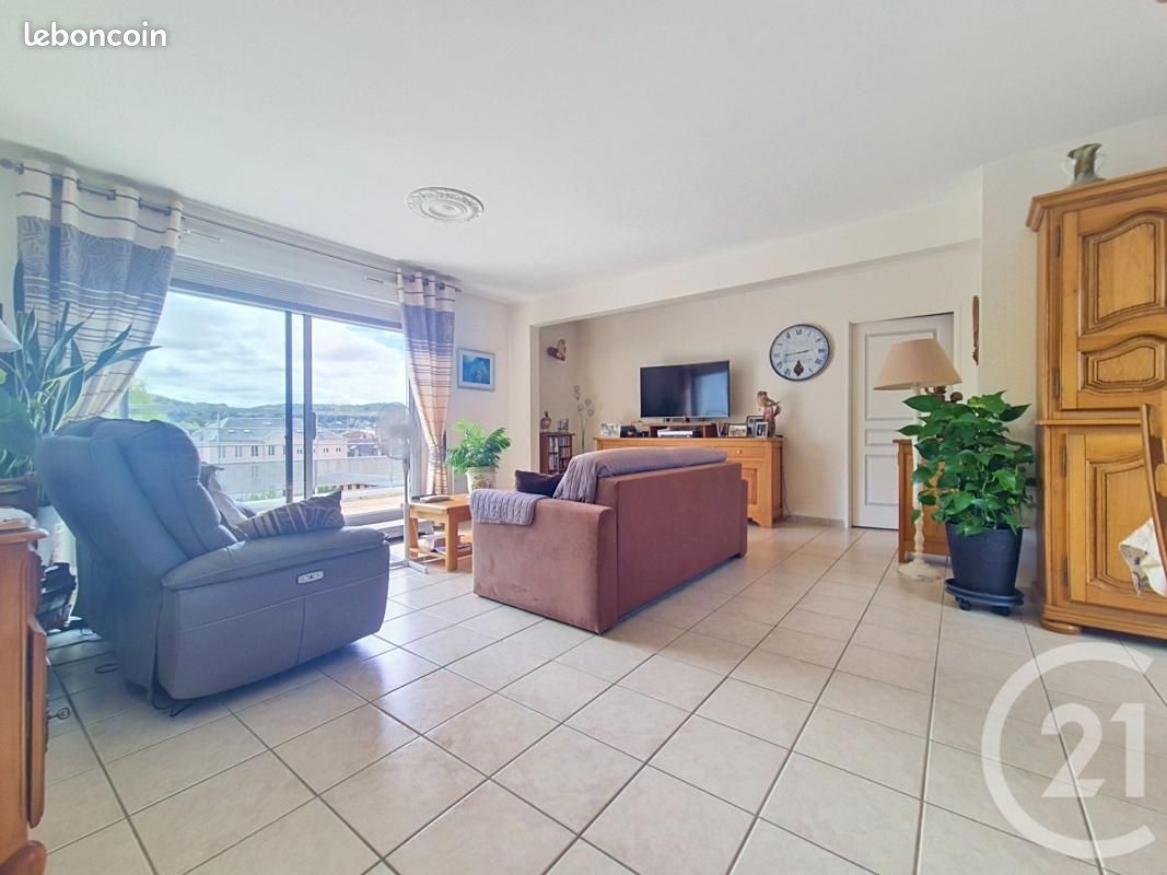 Appartement 4 pièces 114 m² · à Pont-Audemer · 114 m² · 369 500 €