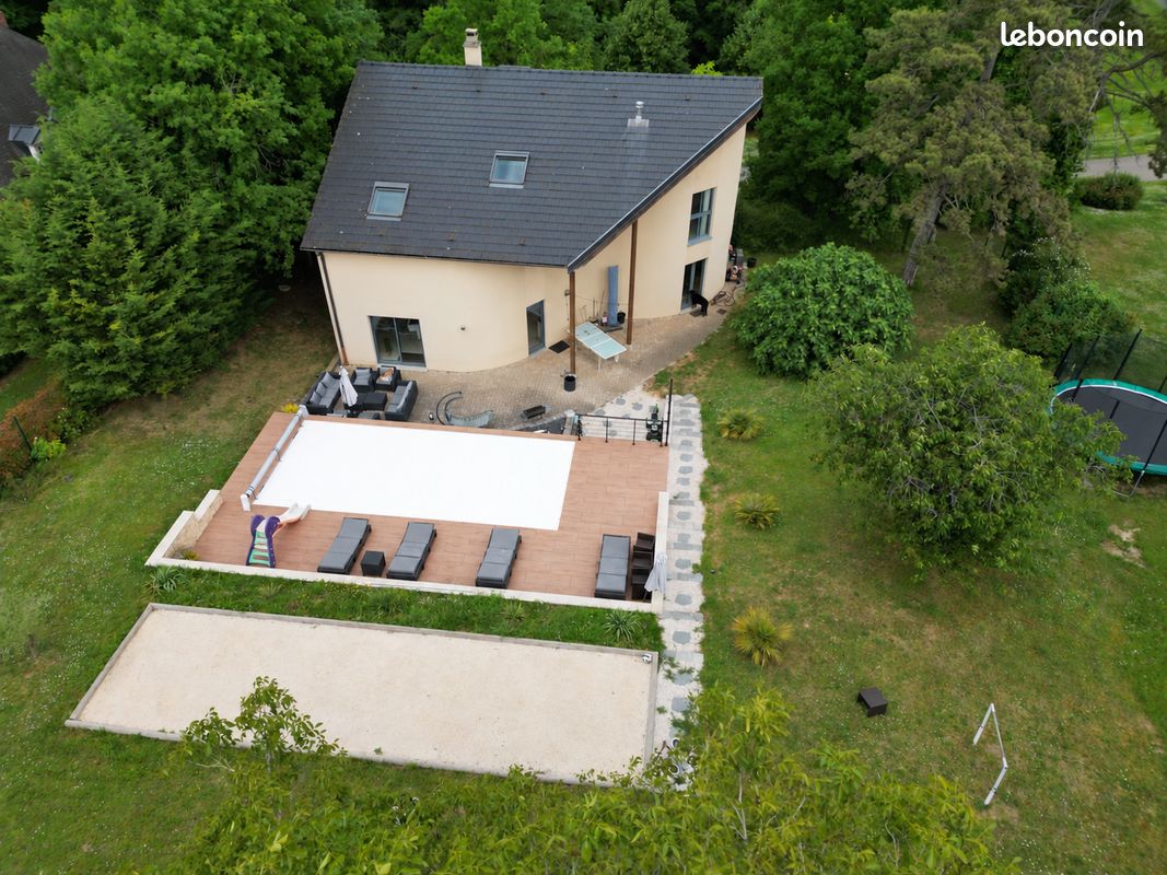Maison 10 pièces 300 m² · à Asnières-lès-Dijon · 300 m² · 980 000 €