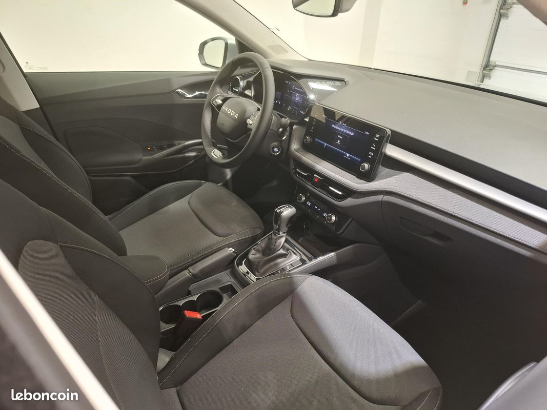 SKODA Fabia 1.0 TSI 116 ch EVO 2 DSG7 Clever Edition (image 20)