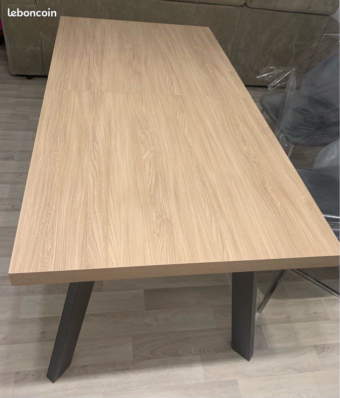 Table de salle à manger Weba (image 1)
