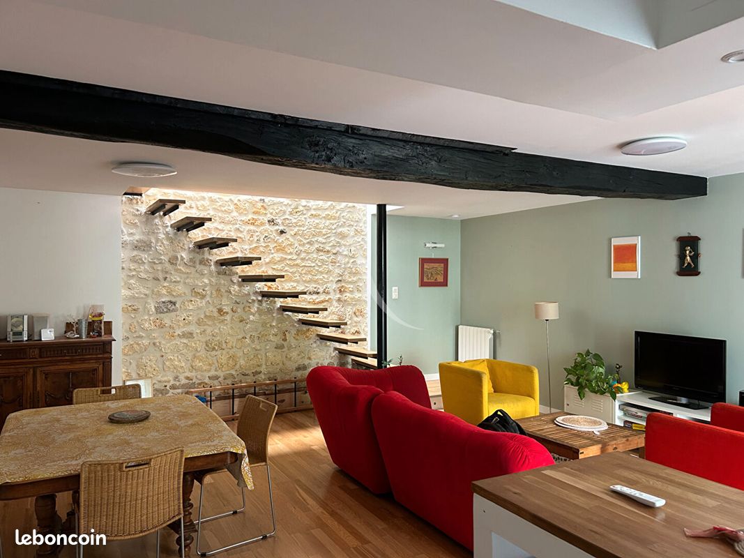 Appartement 3 pièces 84 m² · à Rochefort · 84 m² · 810 €
