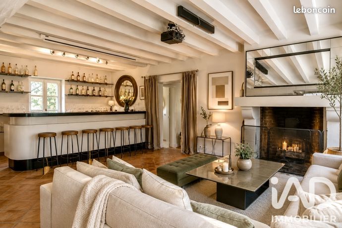 Propriété 11 pièces 375 m²
