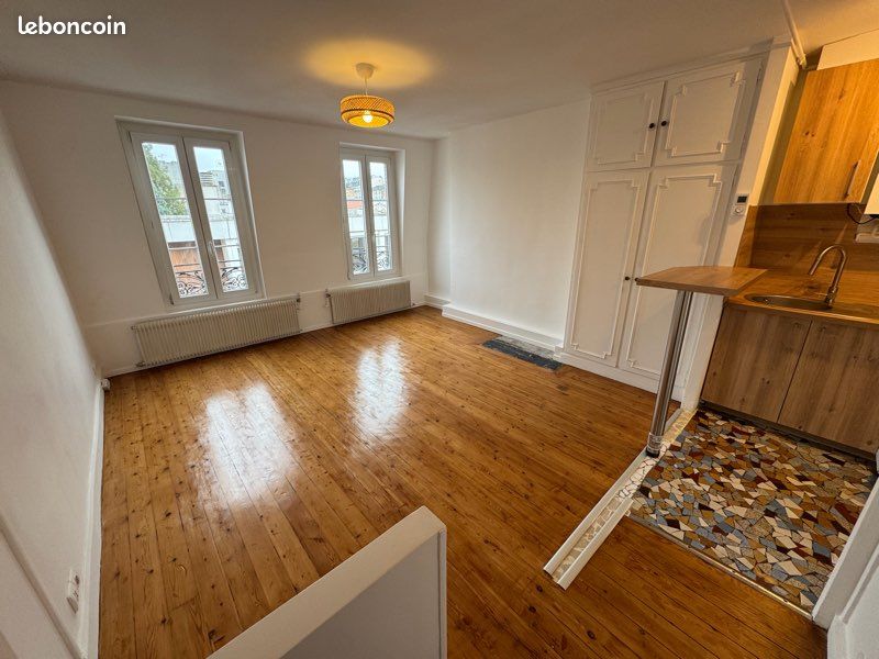 Appartement 1 pièce 25 m² · à Enghien-les-Bains · 25 m² · 840 €/mois