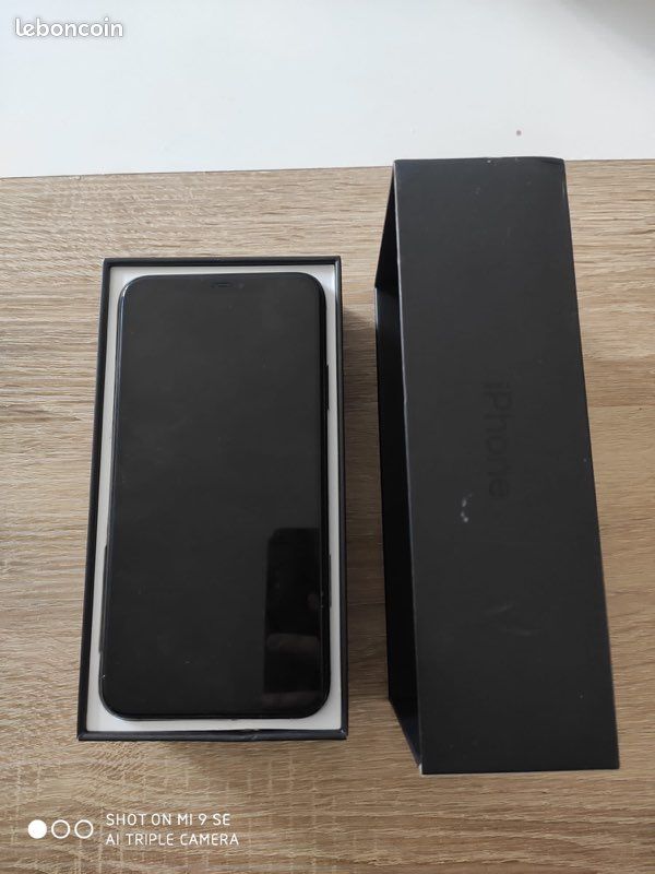 IPhone 11 Pro Max 64gb (image 4)