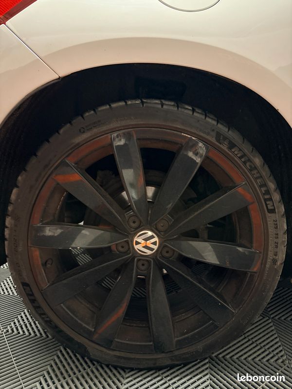 VOLKSWAGEN SCIROCCO 2.0 TDI 150 R LINE BLACK SESSIOn (image 25)