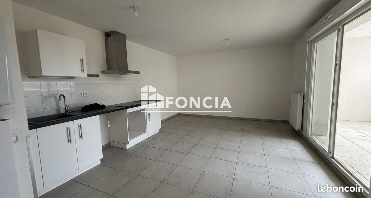Appartement 2 pièces 48 m² · à Jassans-Riottier · 48 m² · 667 €/mois