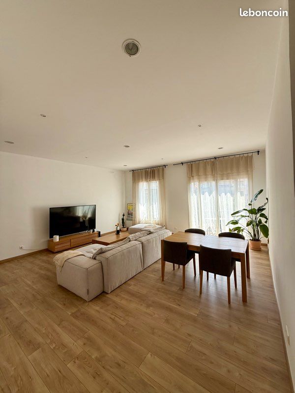 Appartement 4 pièces 97 m² · à Hyères · 97 m² · 369 000 €