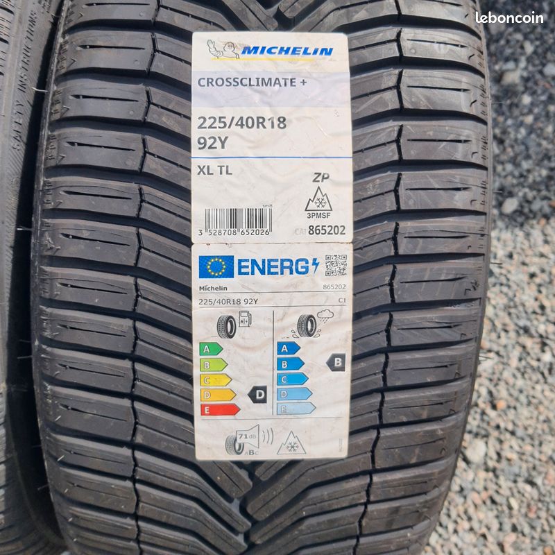 2 michelin crossclimate+ 225 40 18 92y (image 1)