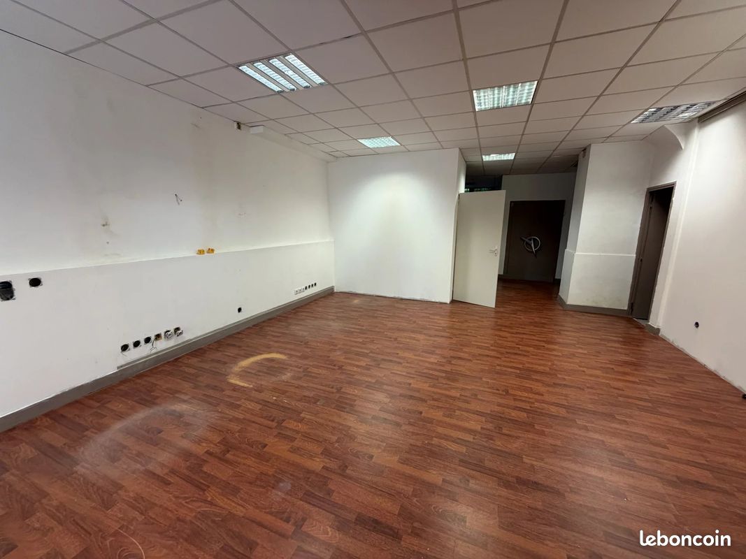 Local commercial 82 m² Eauze (image 2)