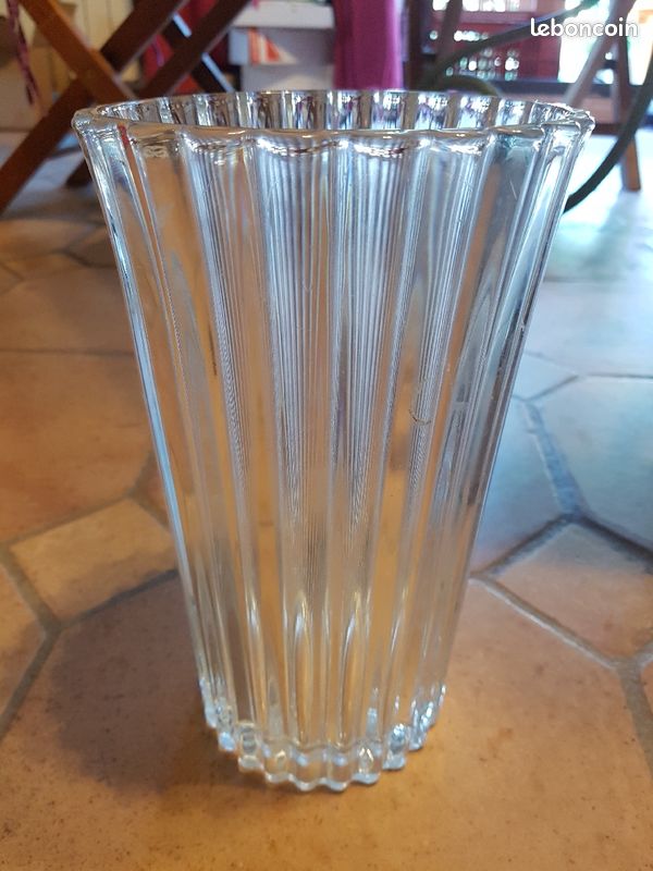 Vase diamètre 14 cm, hauteur 24 cm (image 1)
