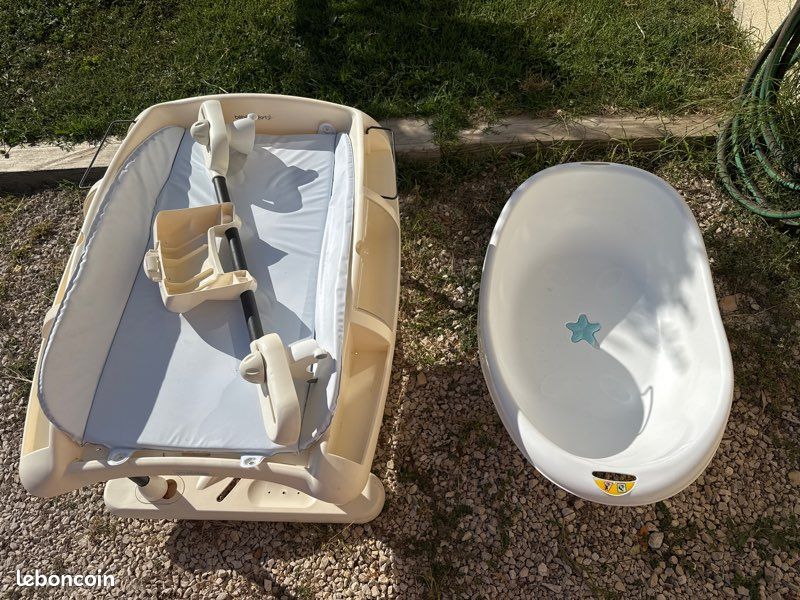 Baignoire+ plan à langer (image 1)