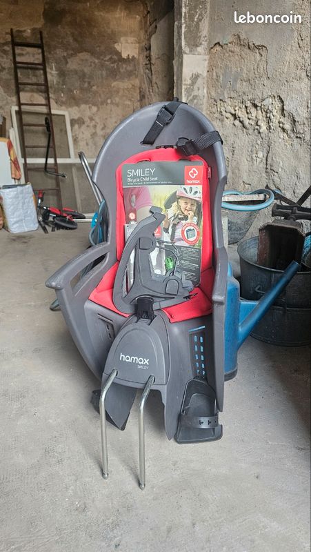 Siege velo enfant neuf, complet encore avec son carton... (image 2)
