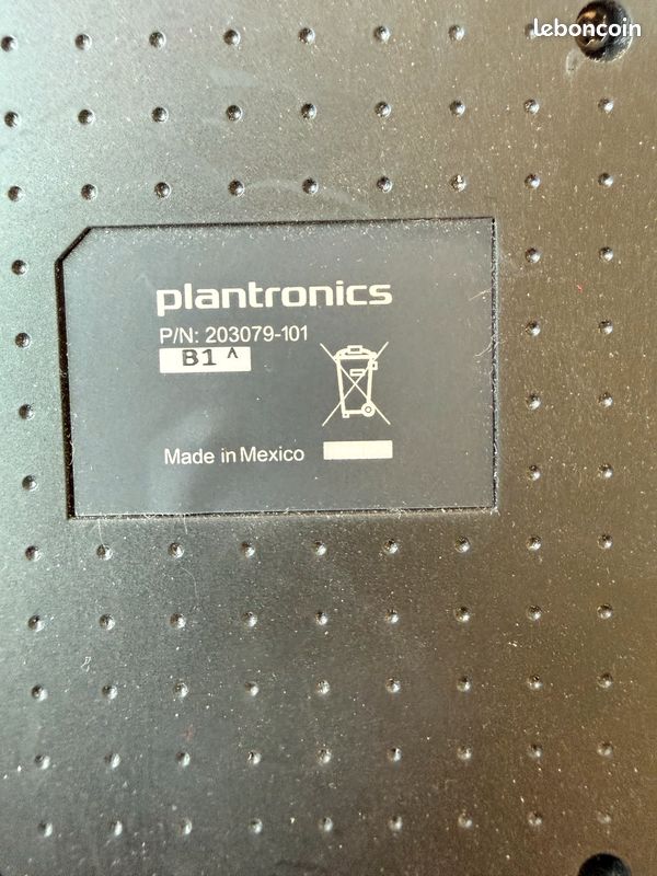 POLY / Plantronics Voyager Focus 203079-01 (image 2)
