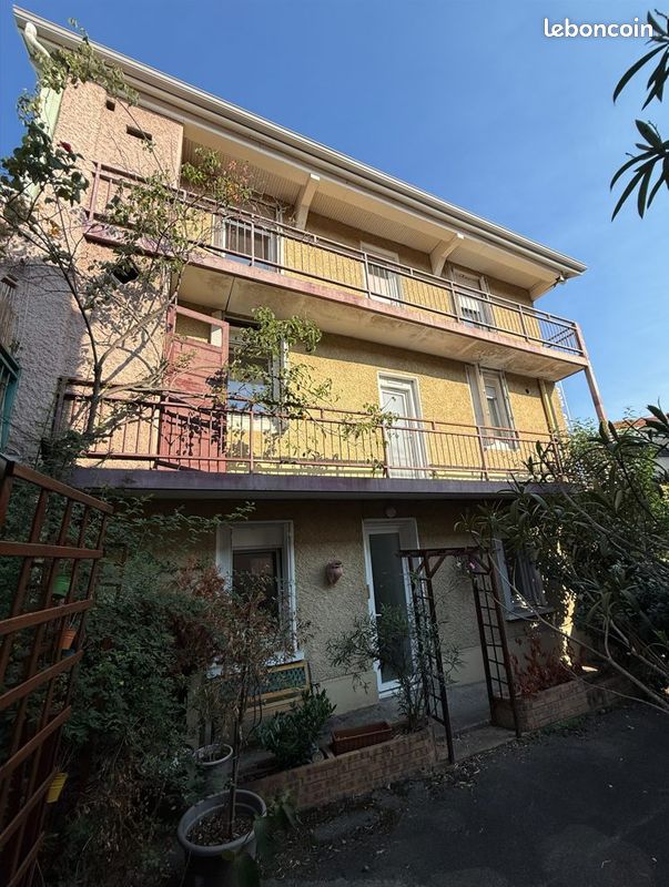 Immeuble 120 m² · à Pau · 120 m² · 285 000 €